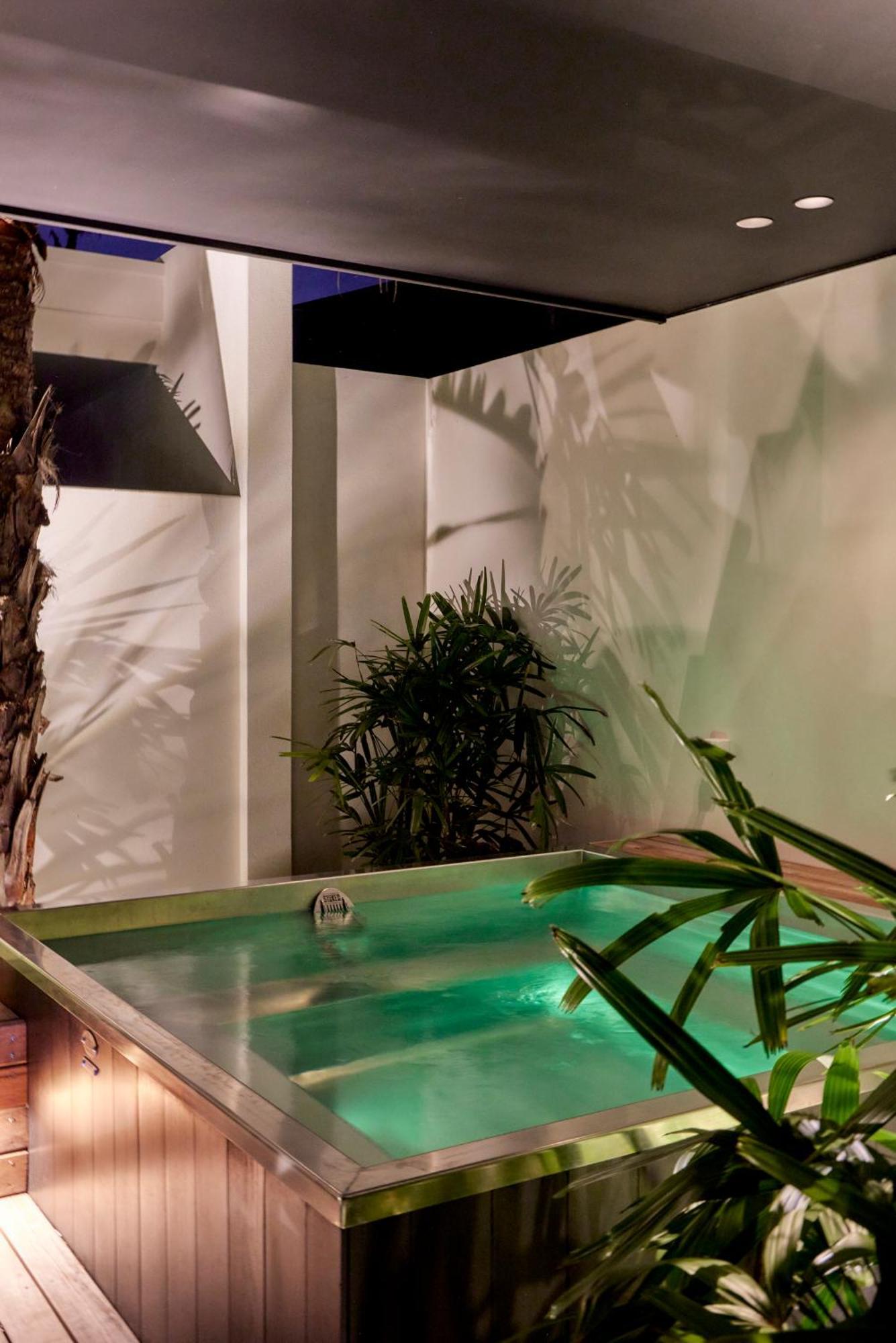 Hotel The Hide Byron Bay Esterno foto